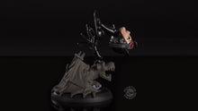 Load image into Gallery viewer, DC COMICS™  Catwoman: Rebirth Q-Fig Figure
